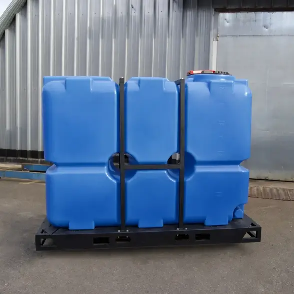 Емкость ST 2000л с патрубками 100мм под плотность до 1.5 г/см3 с откидной крышкой синяя в обрешетке